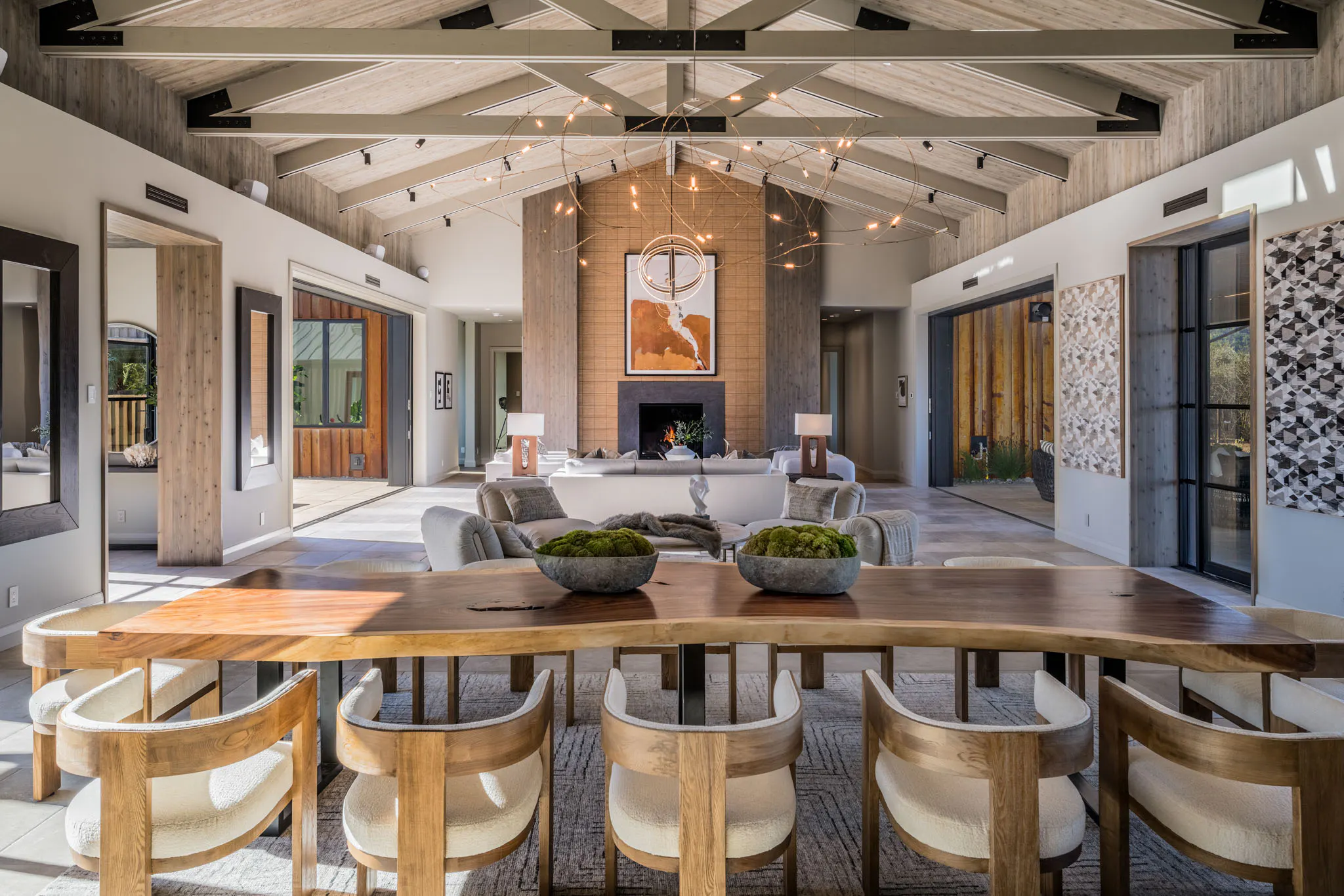 meridith-baer-home-luxury-homes-north-california-oak-knoll-dining-room